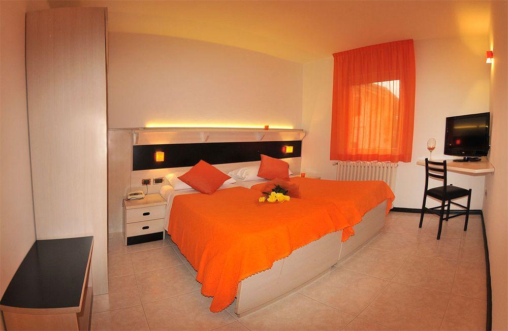 Albergo Alla Torre Caldonazzo Εξωτερικό φωτογραφία
